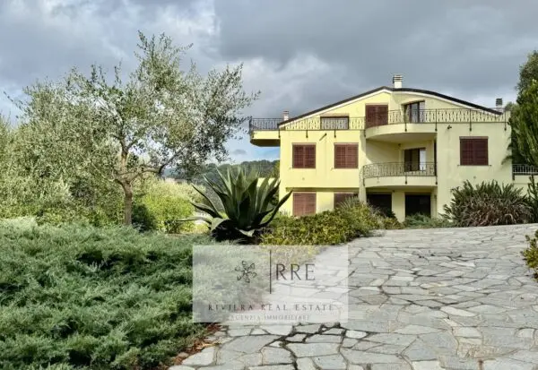 Villa via Degli Ulivi, Diano San Pietro
