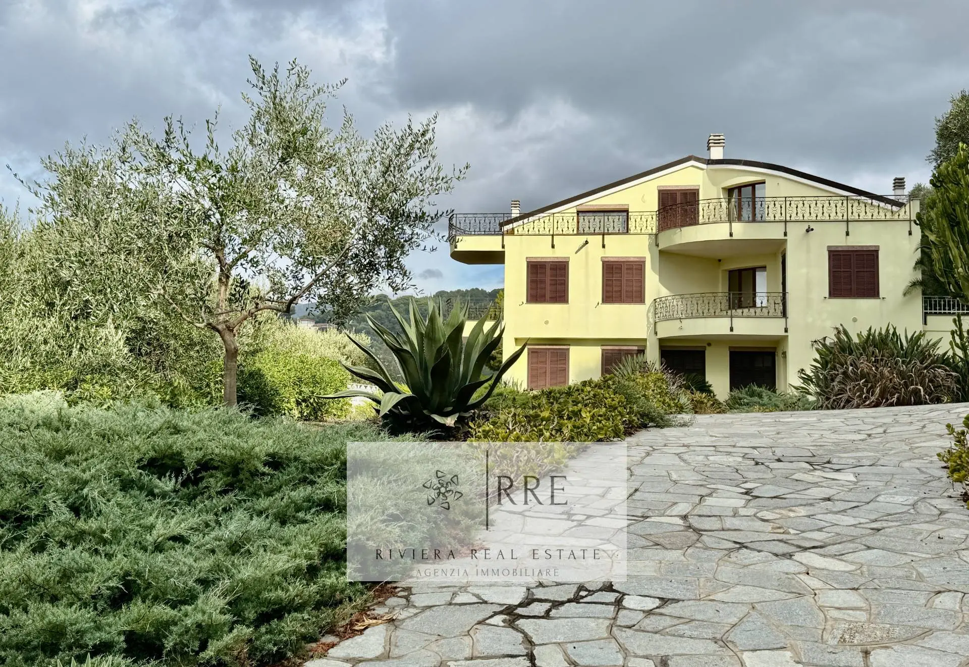 Immagine per Villa in vendita a Diano San Pietro via degli Ulivi 