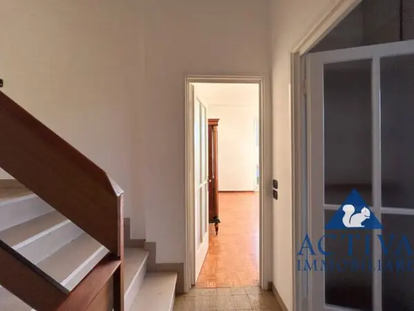 Villa via Giovanni Pascoli 93, Olgiate Olona