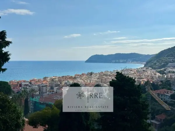 Appartamento via Rangè, Alassio