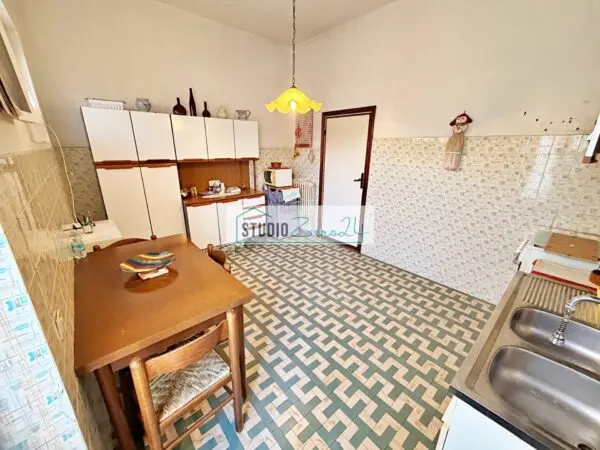 Villa via Sceltino, Seravezza