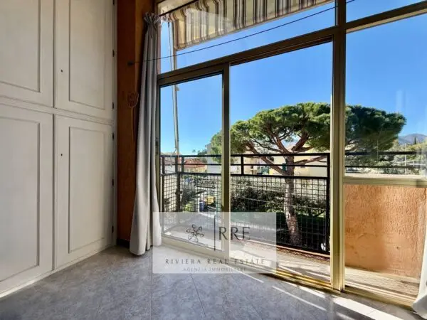 Appartamento via Zona Poeti Alta, Loano
