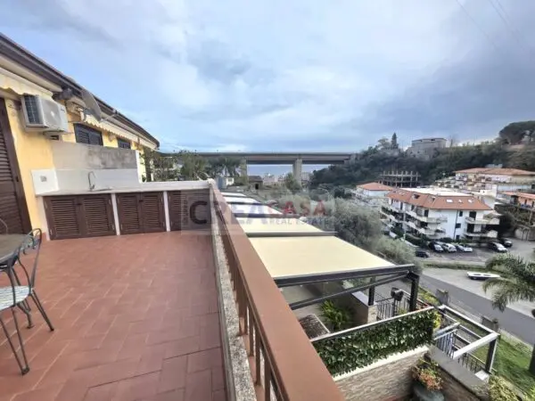 Appartamento G. Falcone, Letojanni