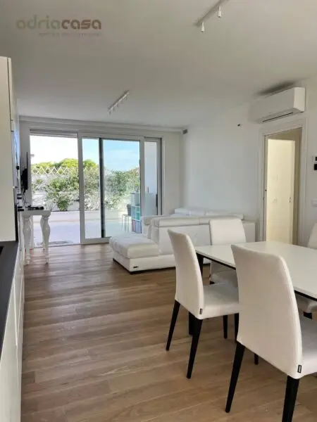Appartamento viale Emilia, Riccione