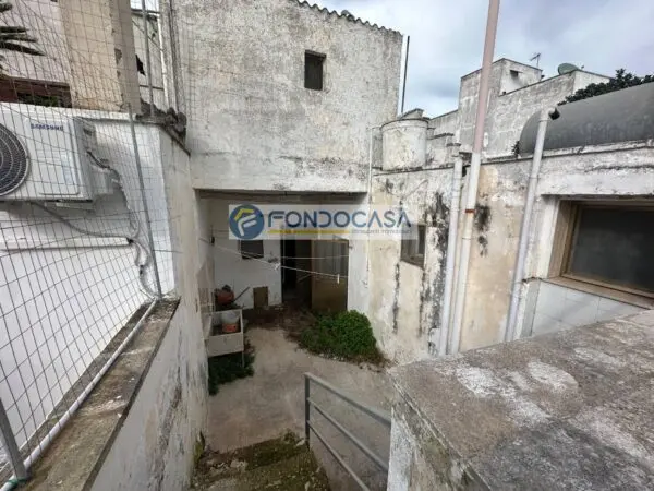 Casa Indipendente via Vincenzo Bellini 7, Supersano