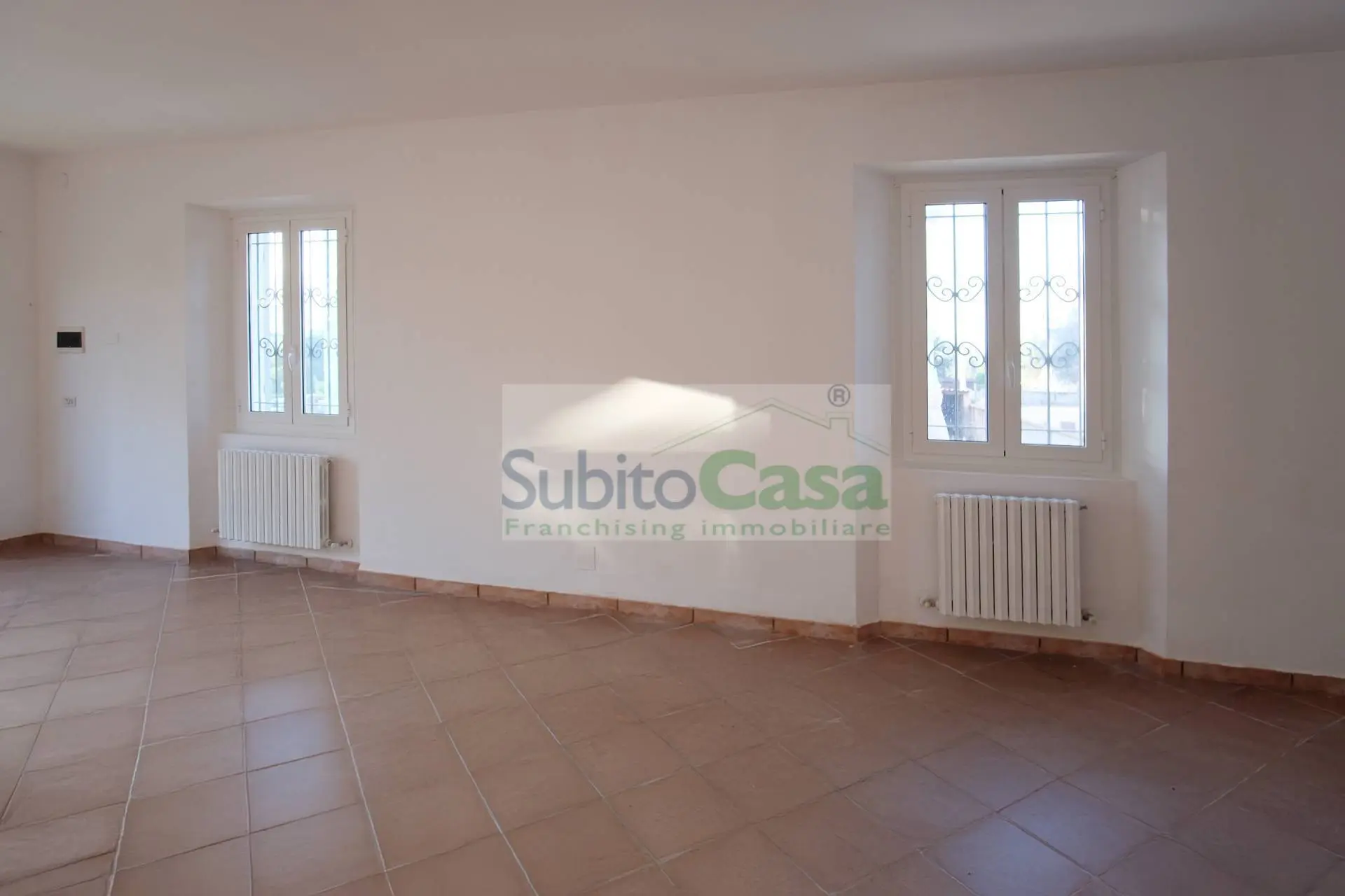 Immagine per Locale Commerciale in affitto a Chieti Via Dei Vestini 114