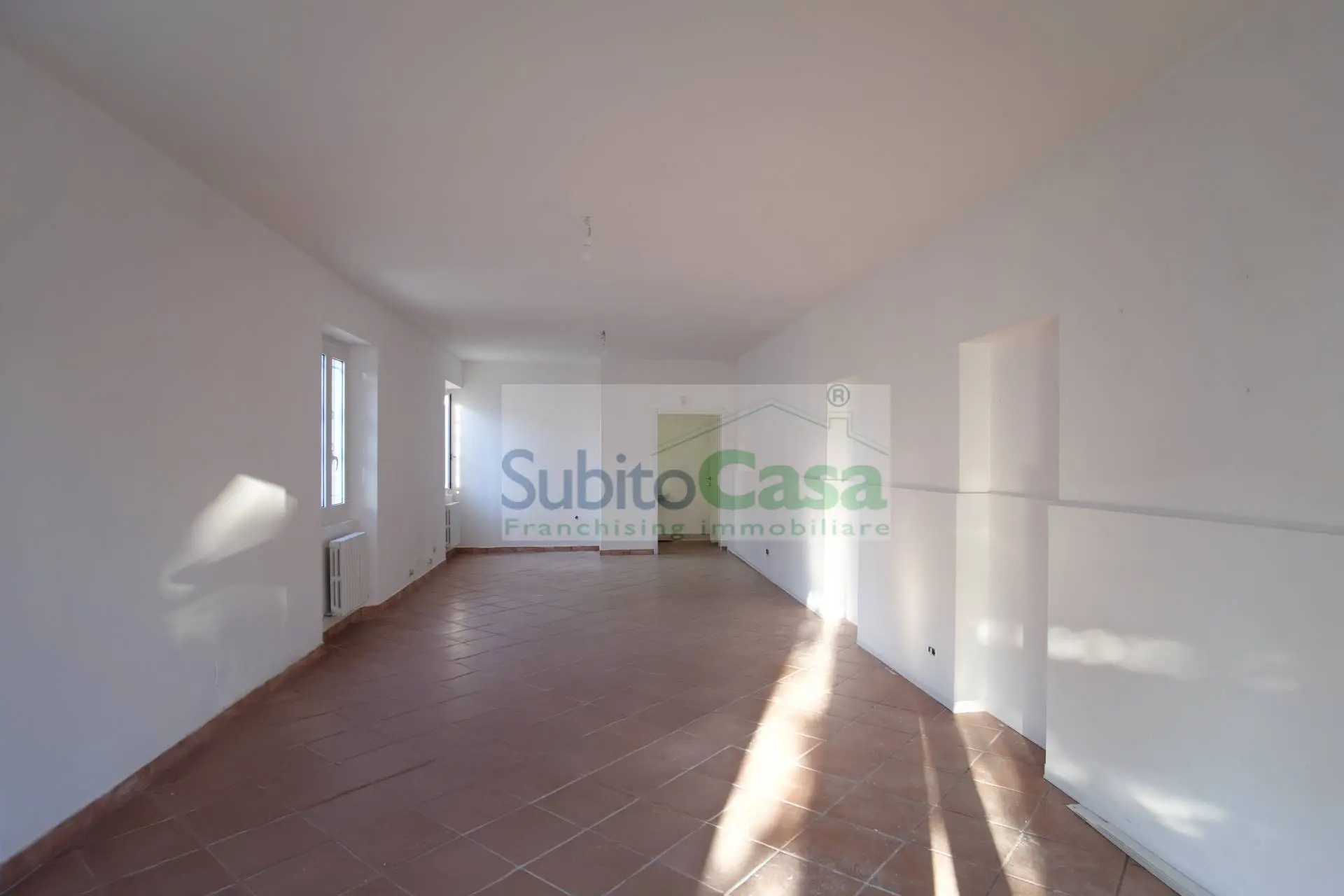 Immagine per Locale Commerciale in affitto a Chieti Via Dei Vestini 114