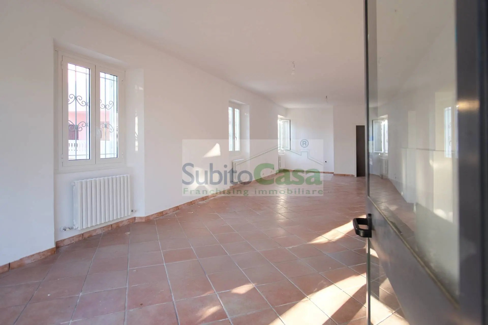 Immagine per Locale Commerciale in affitto a Chieti Via Dei Vestini 114