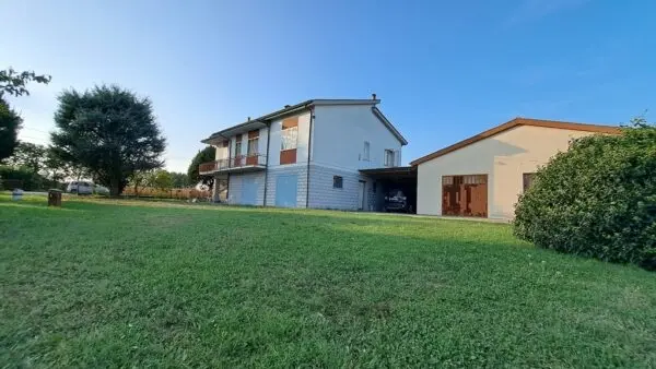 Villa via Tassona, Fiesso Umbertiano