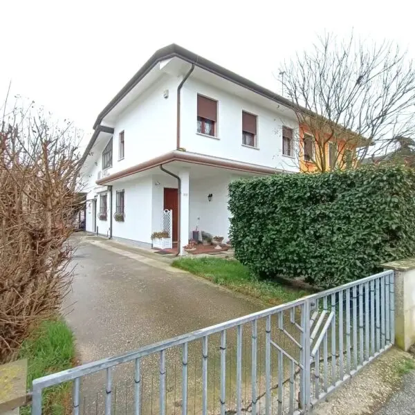 Villa Bifamiliare 95, Bosaro