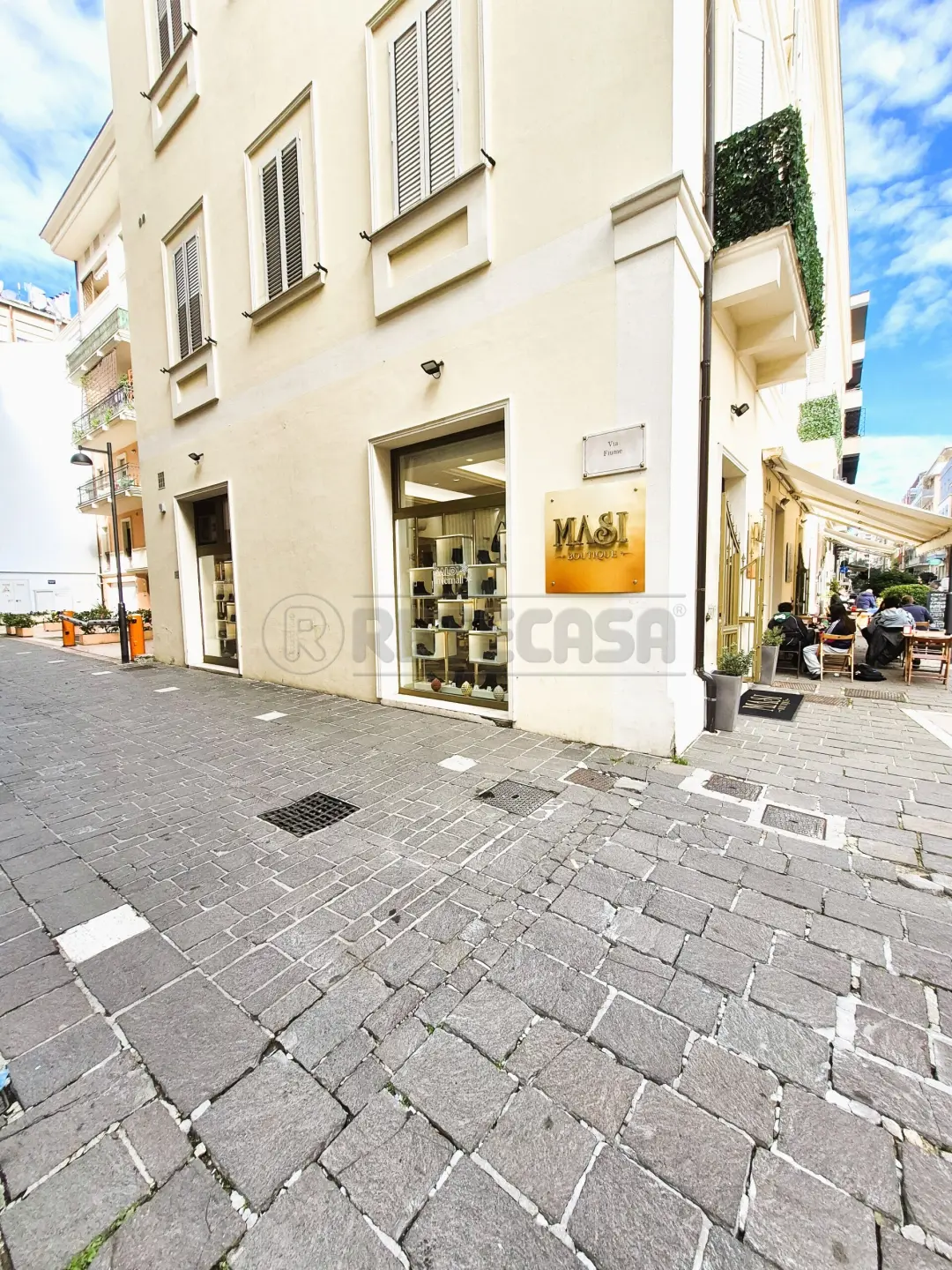 Immagine per Locale commerciale in affitto a Pescara via Roma