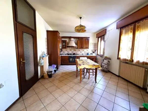 Villa via Volturno 10, Rovigo