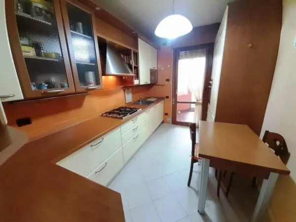 Monolocale via Della Costituzione 4a, Rovigo