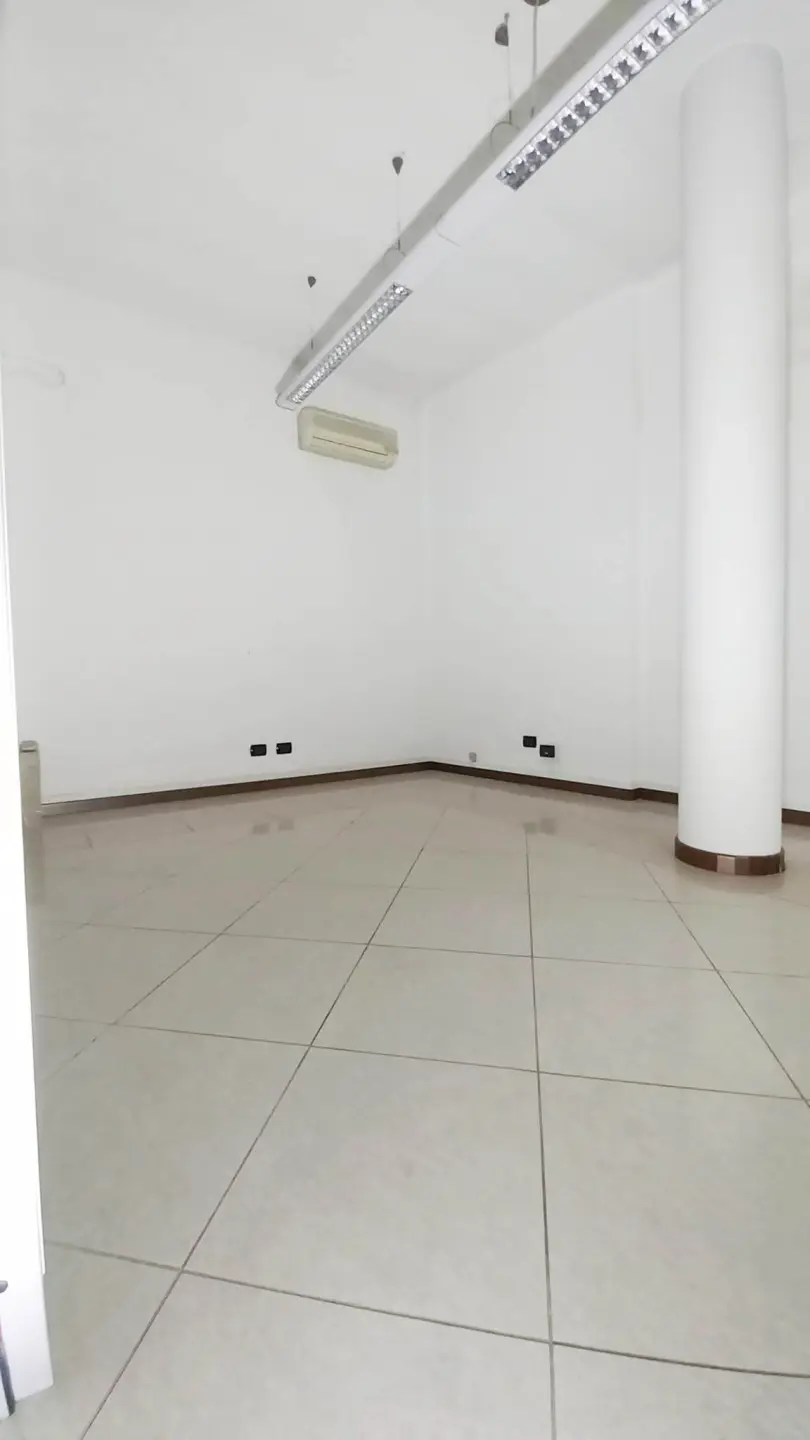 Immagine per Capannone in vendita a Rovigo via Umberto I 27