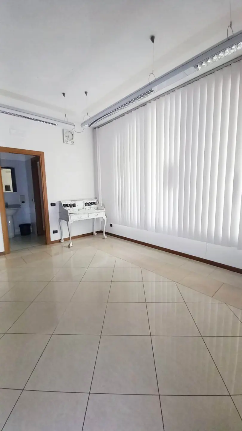 Immagine per Capannone in vendita a Rovigo via Umberto I 27