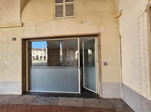 Capannone piazza Annunziata 11/f, Venaria Reale