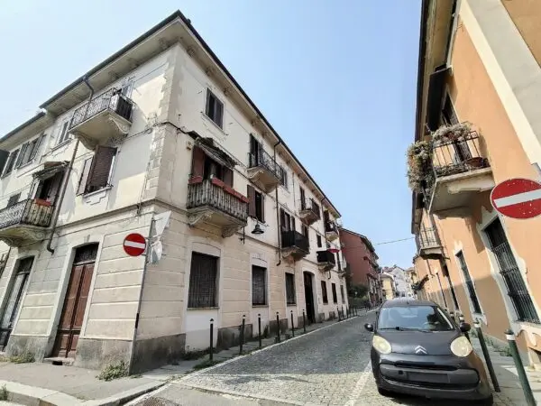 Quadrilocale via Montesoglio 1, Torino