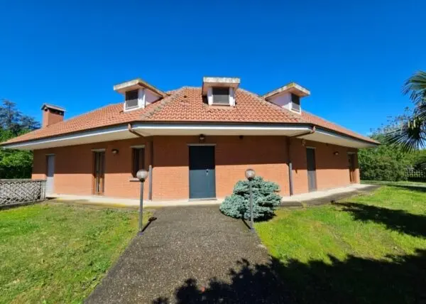 Villa via Provinciale 252, Cumiana