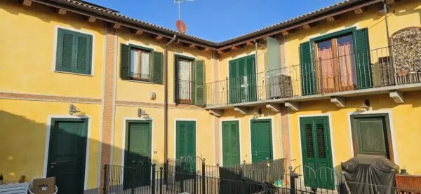 Villa A Schiera via Alfieri 53, San Gillio