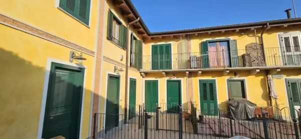 Villa A Schiera via Alfieri 53, San Gillio