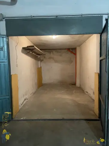 Immagine per Locale commerciale in vendita a Parma via Giovanni Xxiii 17