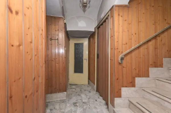 Porzione Di Casa via Salvatore Mura 18, Front
