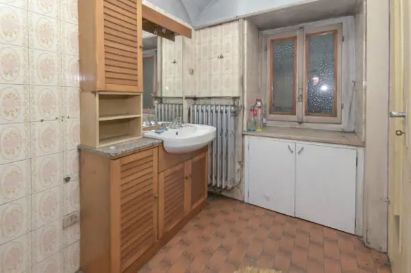 Porzione Di Casa via Salvatore Mura 18, Front