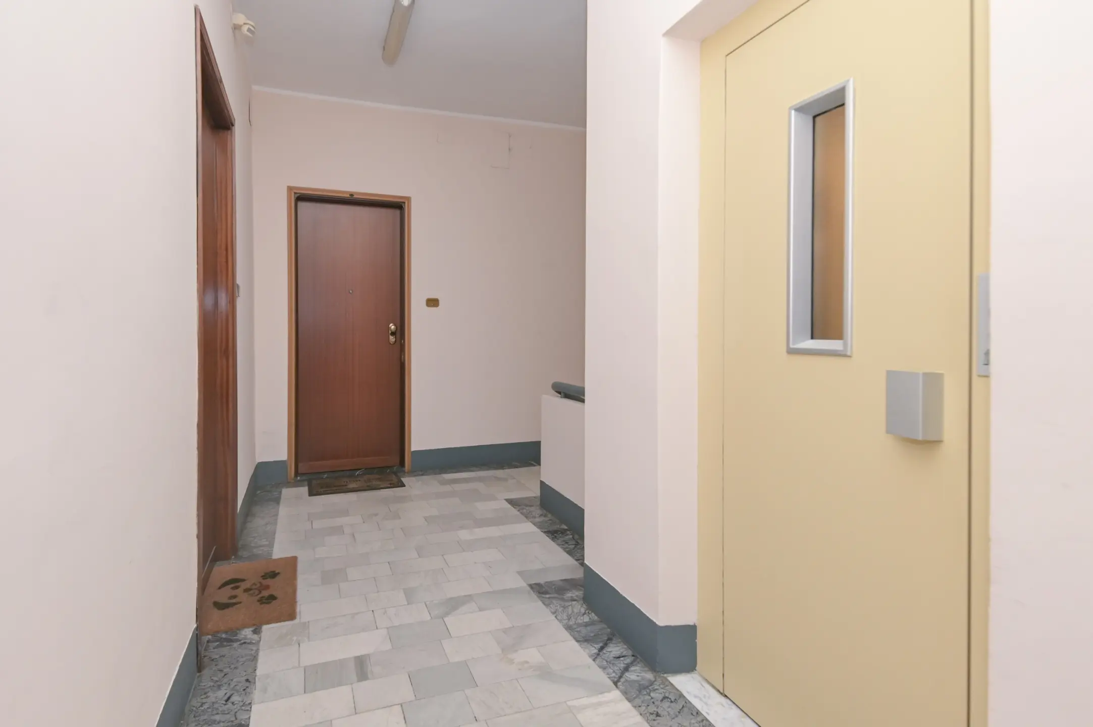 Immagine per Bilocale in vendita a Torino via Monginevro 220