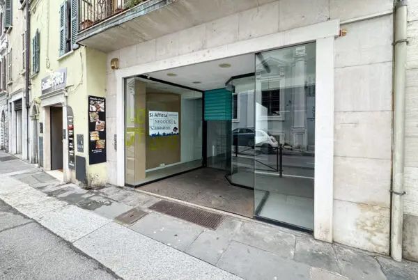Capannone corso Cavour 18, Brescia
