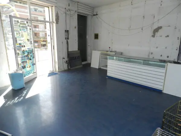 Negozio via Portuense 544, Roma