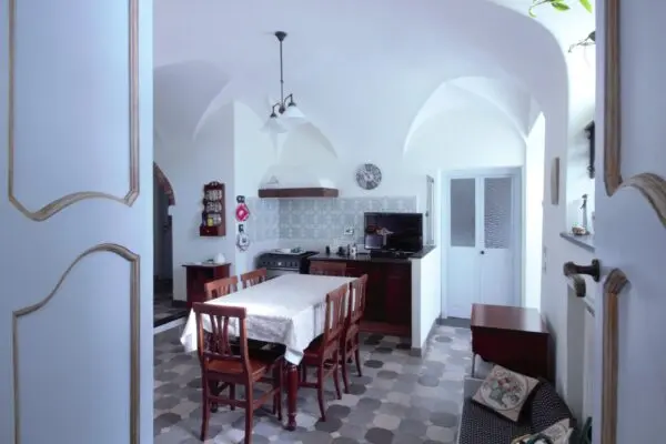 Villa Trifamiliare via San Pantaleo 35, Castelletto, Genova