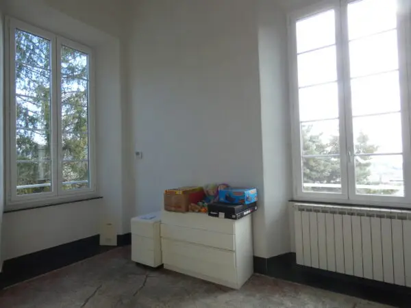 Villa Trifamiliare via San Pantaleo 35, Castelletto, Genova