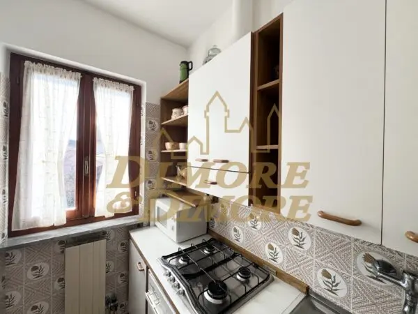Villa via Gualtiero Berti 3, Maccagno Con Pino E Veddasca