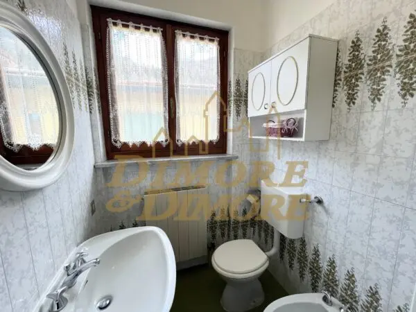 Villa via Gualtiero Berti 3, Maccagno Con Pino E Veddasca
