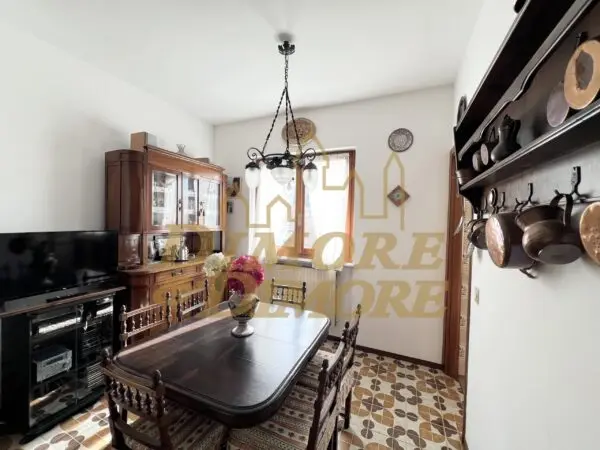 Villa via Gualtiero Berti 3, Maccagno Con Pino E Veddasca