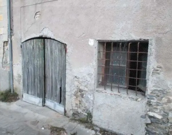 Magazzino via Lorenzo Lucifredi Snc, Borghetto D'Arroscia