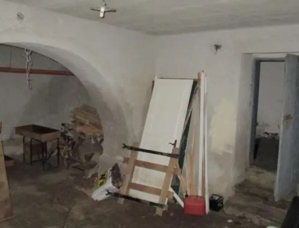 Magazzino via Lorenzo Lucifredi Snc, Borghetto D'Arroscia