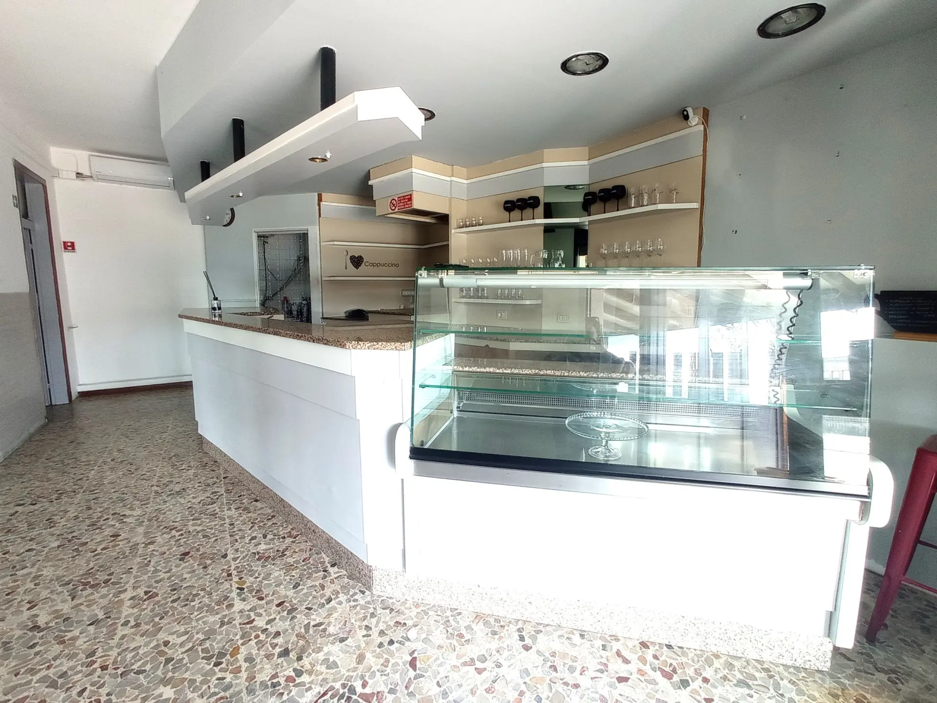 Immagine per Negozio in vendita a Modena strada Barchetta 258