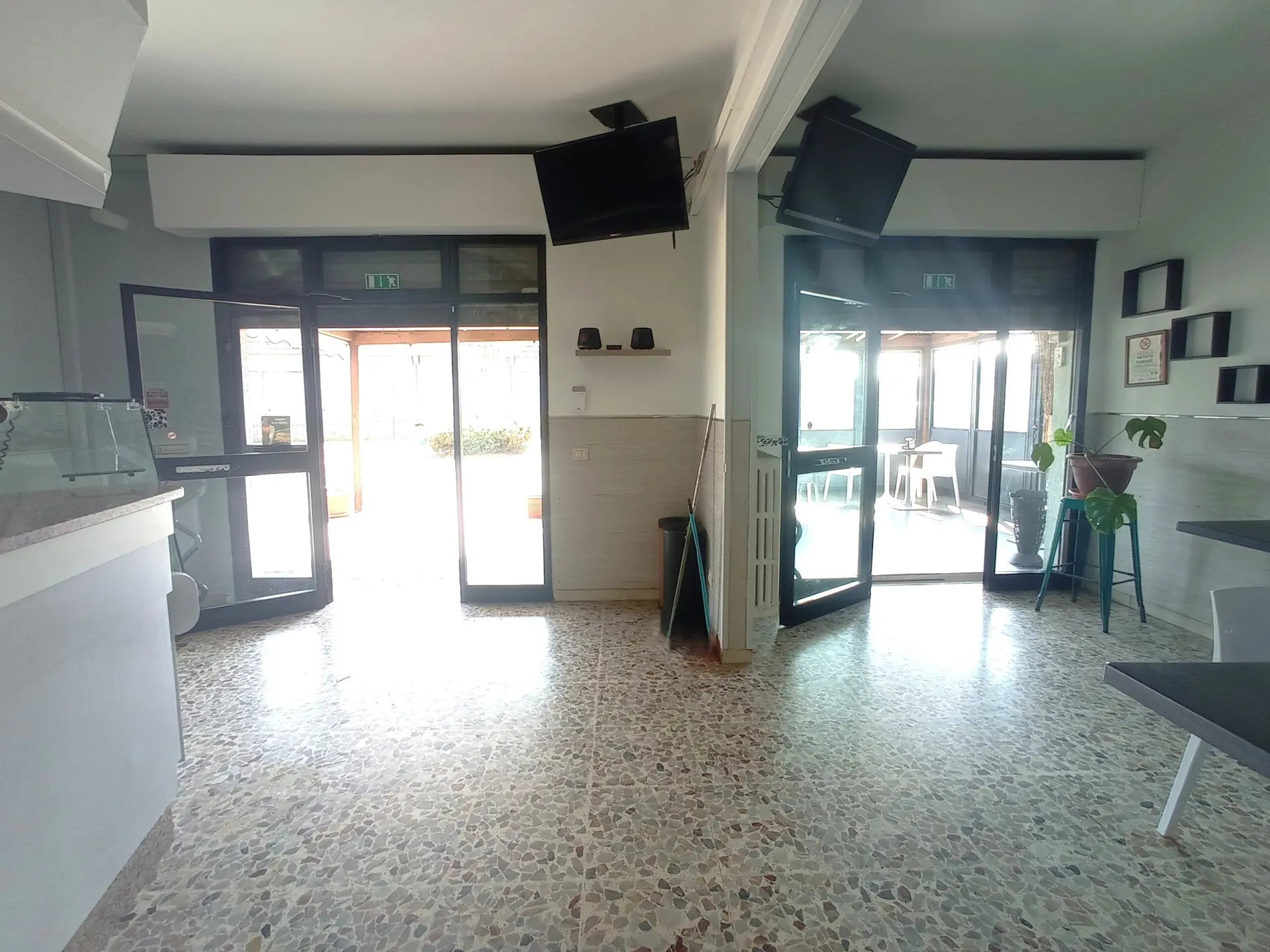Immagine per Negozio in vendita a Modena strada Barchetta 258