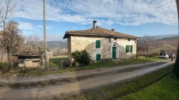 Rustico via Della Pace 20, Valsamoggia