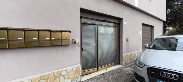 Laboratorio via Ennio Carando, Vaciglio, Modena