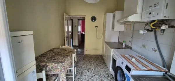 Trilocale via Murano 6, Buon Pastore, Modena