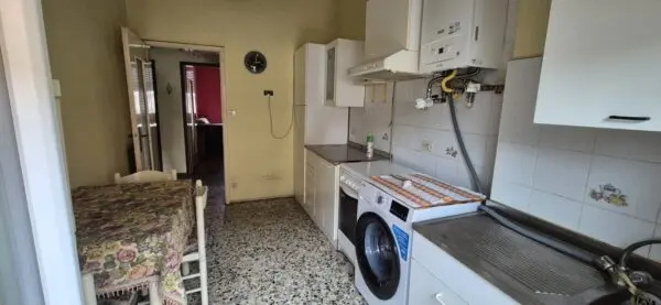 Trilocale via Murano 6, Buon Pastore, Modena