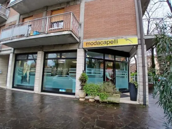 Negozio via Della Pace 486, Vignola
