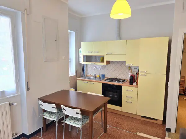 Bilocale via Laggiaro 45, Rapallo