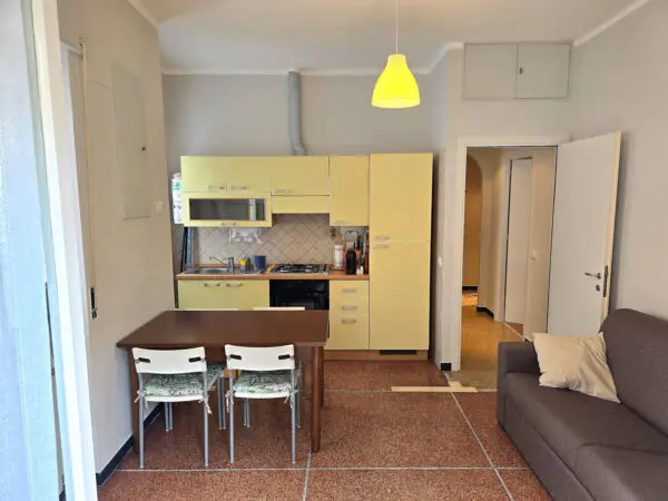Bilocale via Laggiaro 45, Rapallo