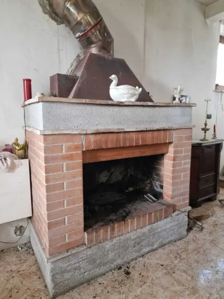 Villa viale Giacomo Matteotti, Avigliano Umbro