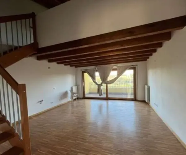 Villa Trifamiliare strada Provinciale 108, Momperone