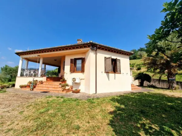 Villa via Vocabolo Colle 20, Alviano