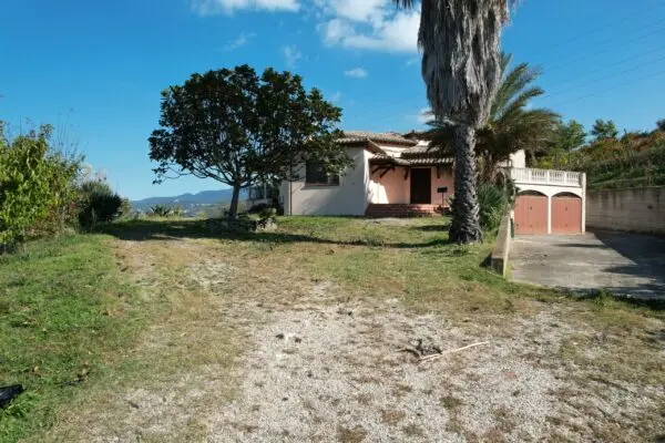 Villa via Vocabolo Colle 20, Alviano